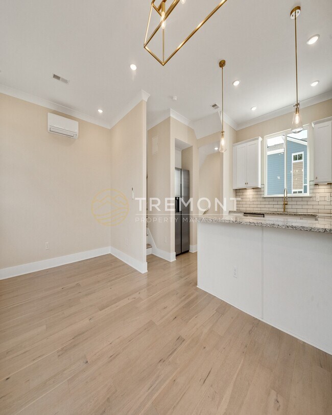 Building Photo - 1224 J Andrews Pl