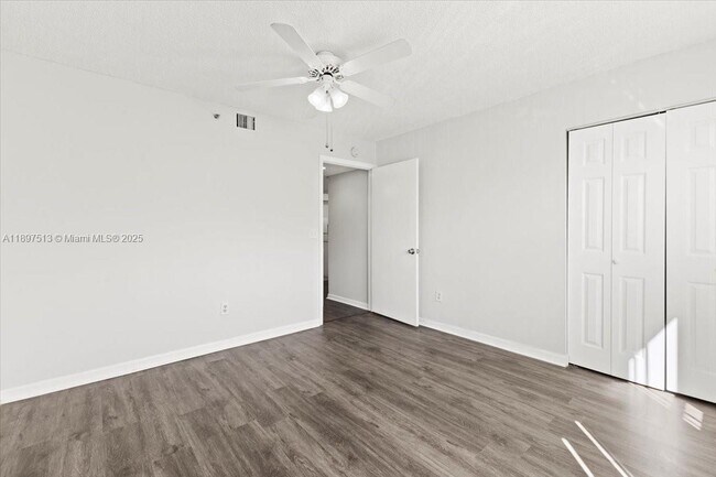 Building Photo - 5520 NW 61st St