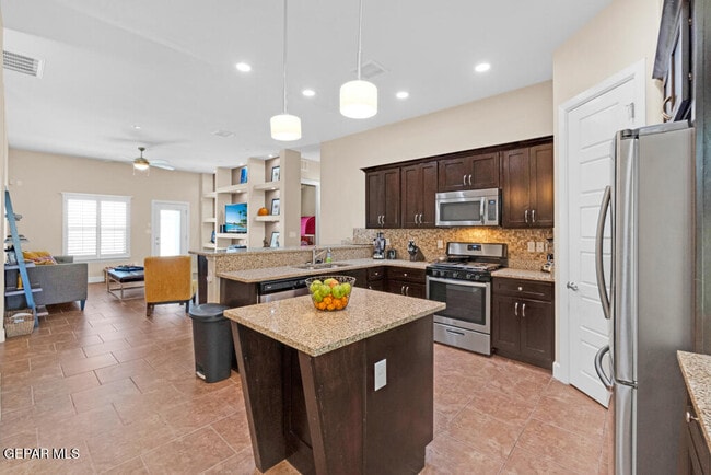 Building Photo - 3151 Mocha Freeze