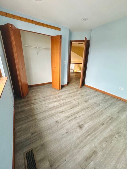 Building Photo - 2016 Harrison Ave