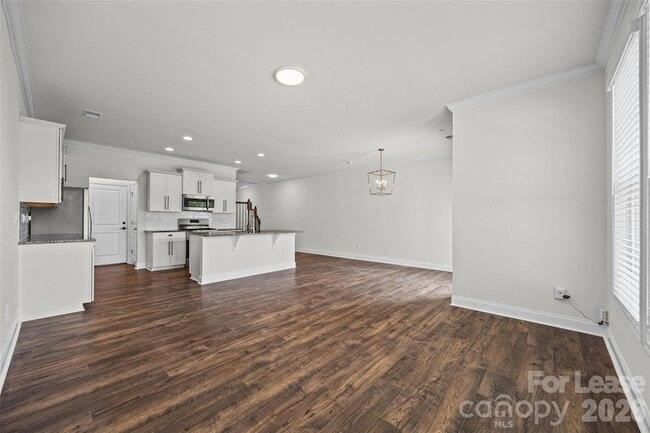 Building Photo - 1093 Chicory Trce