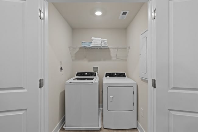 Building Photo - 32334 Norman Ln