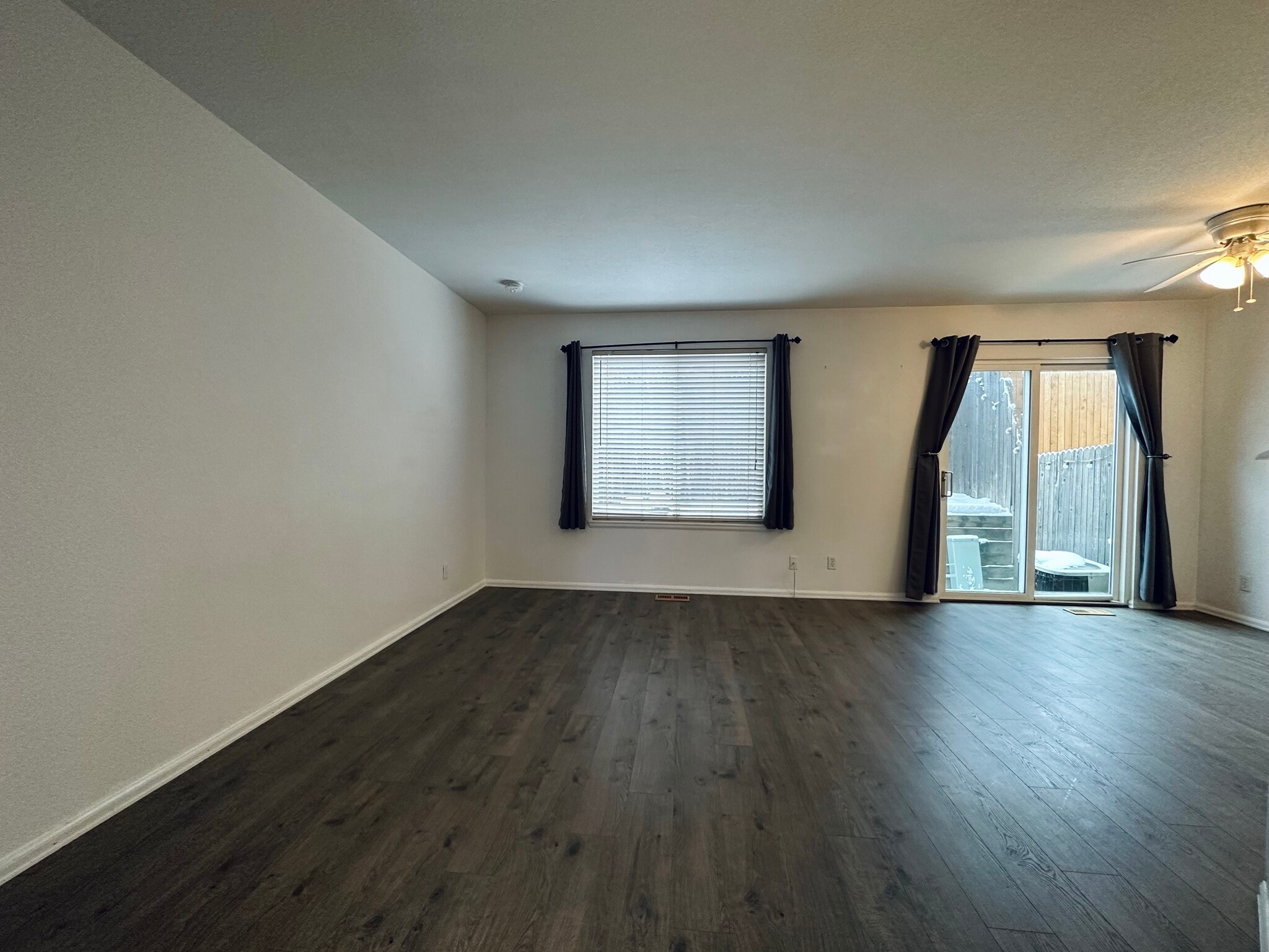 Building Photo - 2085 E 103rd Ave