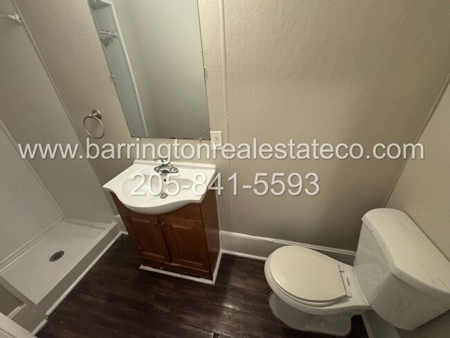 Building Photo - 1108 4th Ct W