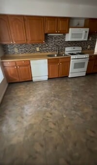 Building Photo - 9303 Bell Haven Ln