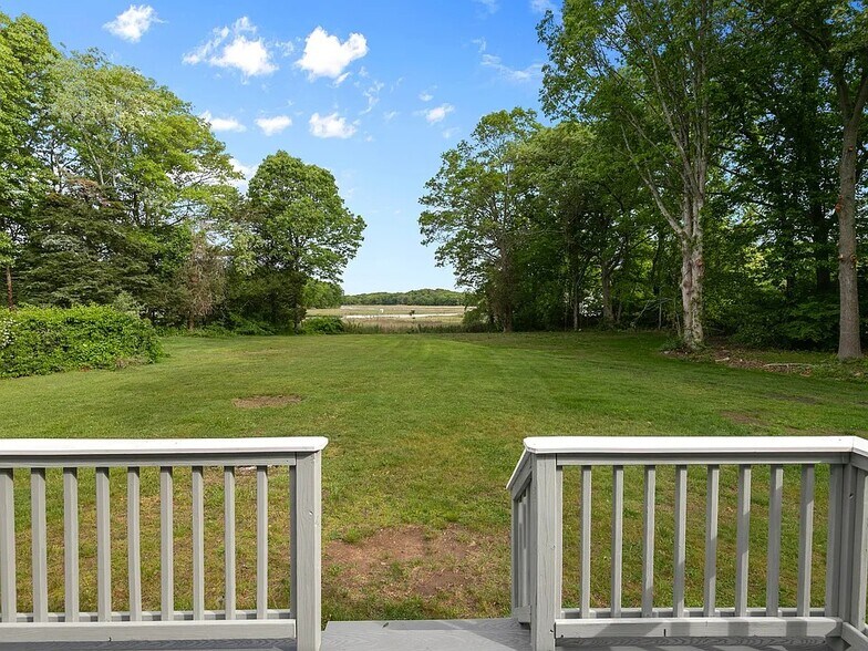 Primary Photo - 13 Green Hill Rd