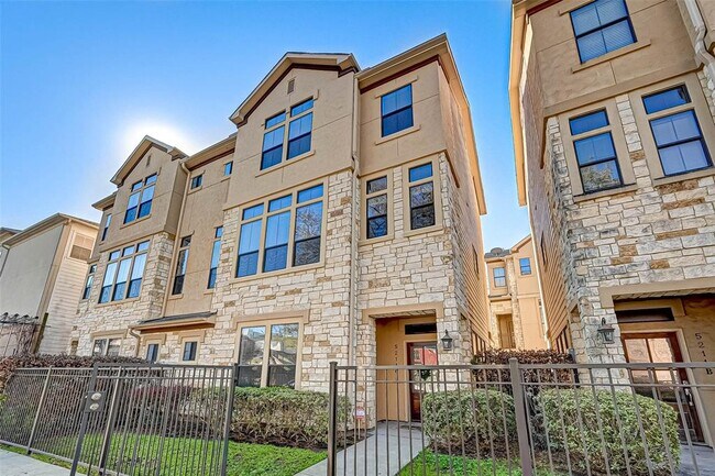 Building Photo - 5211 Eigel St