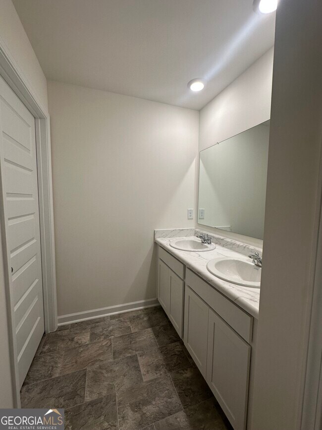 Building Photo - 362 Friendship Oak Wy