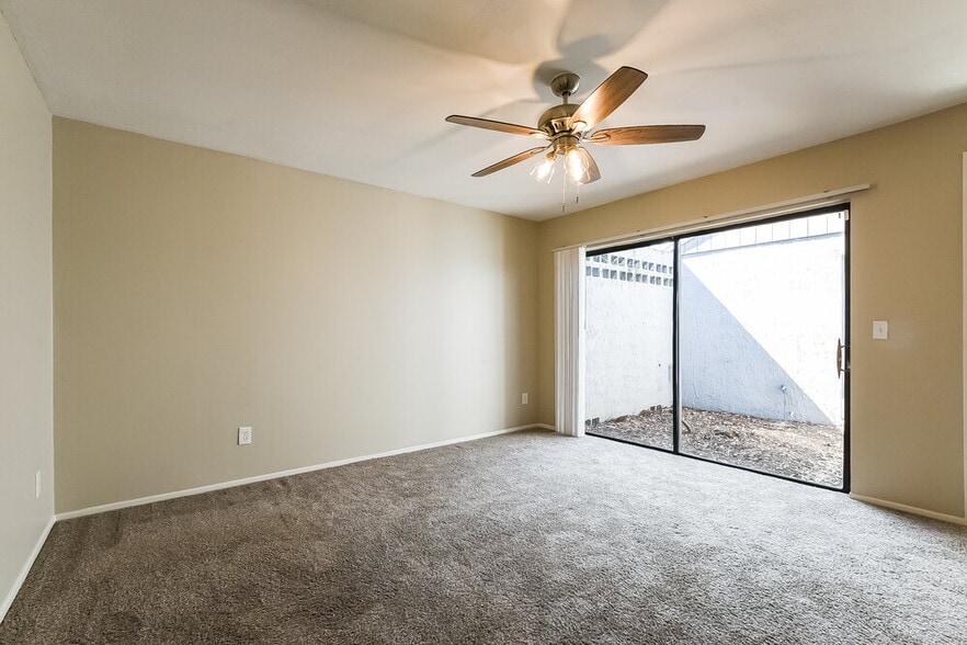 Building Photo - 7934 Winter Song Dr