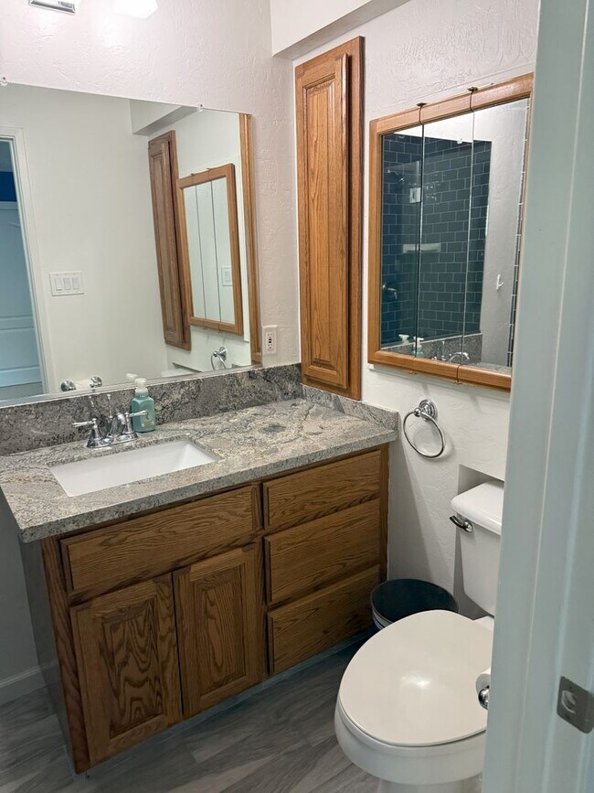Building Photo - Beautiful Southside Los Banos Rental