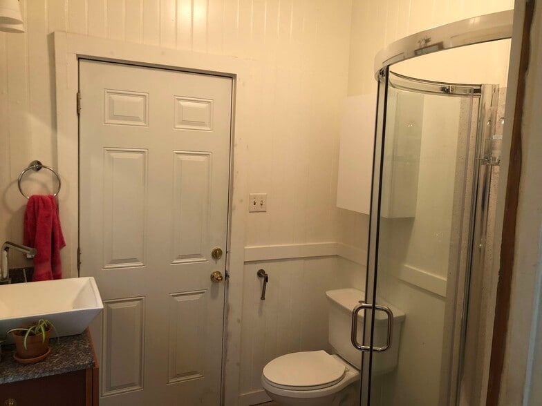 Building Photo - 3042 Halcyon Ct