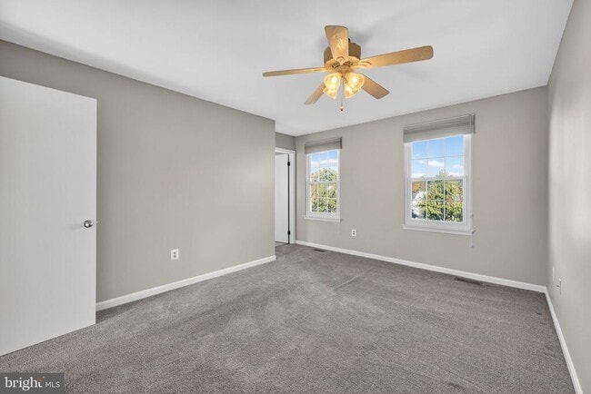 Building Photo - 7850 Greengate Way