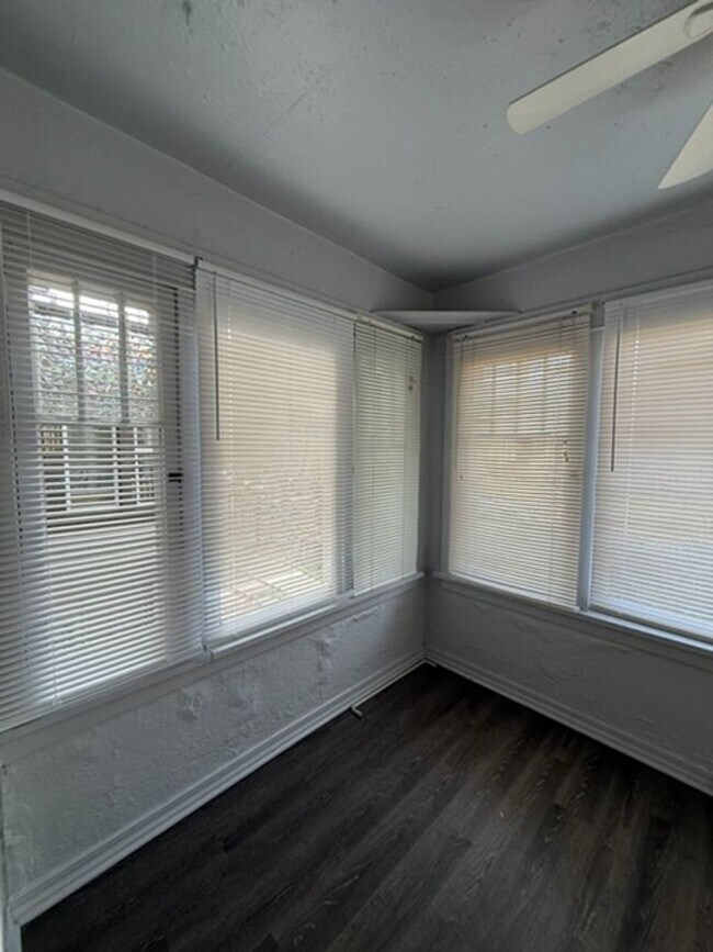 Building Photo - 1060 N Downing St