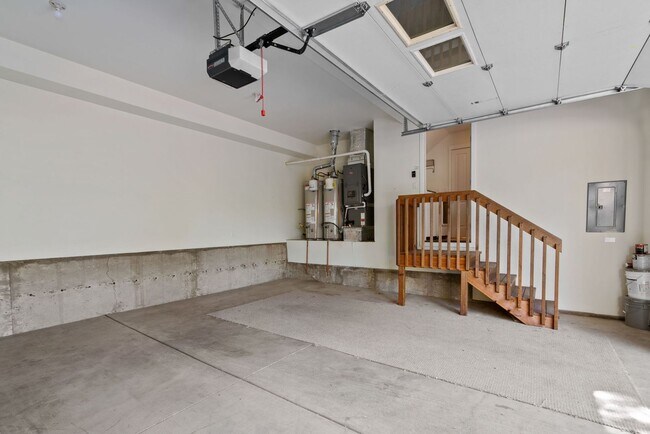 Building Photo - 1760 NW 12th St