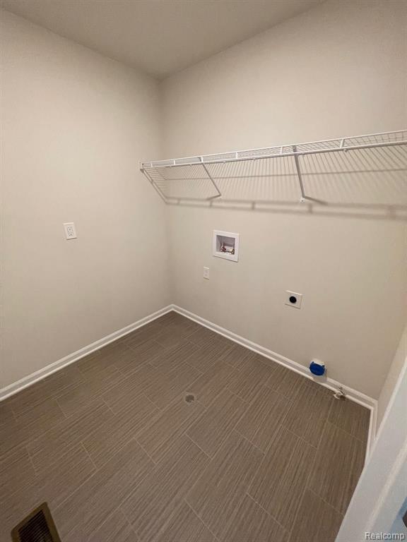 Building Photo - 22470 Woodbridge Ln