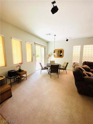 Building Photo - 348 Hanbury Manor Ln