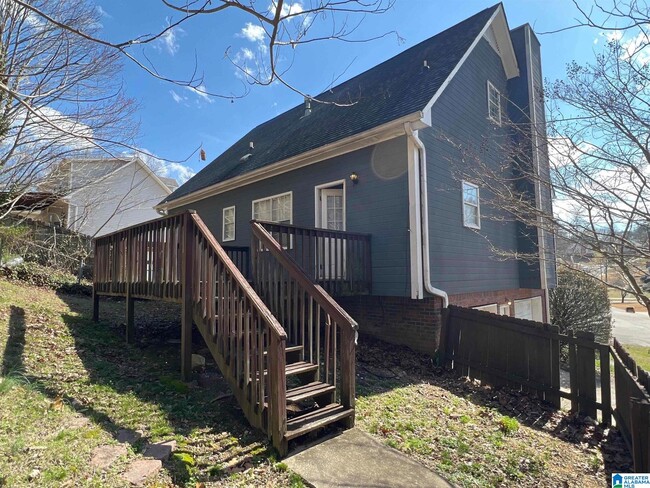 Building Photo - 6122 Summer Side Dr