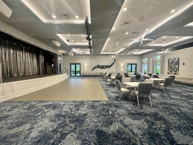 Building Photo - 14773 Cumberland Dr