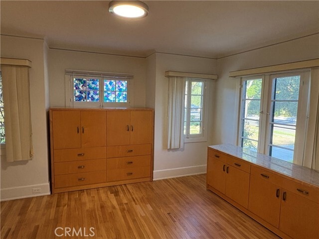 Building Photo - 894 S Los Robles Ave