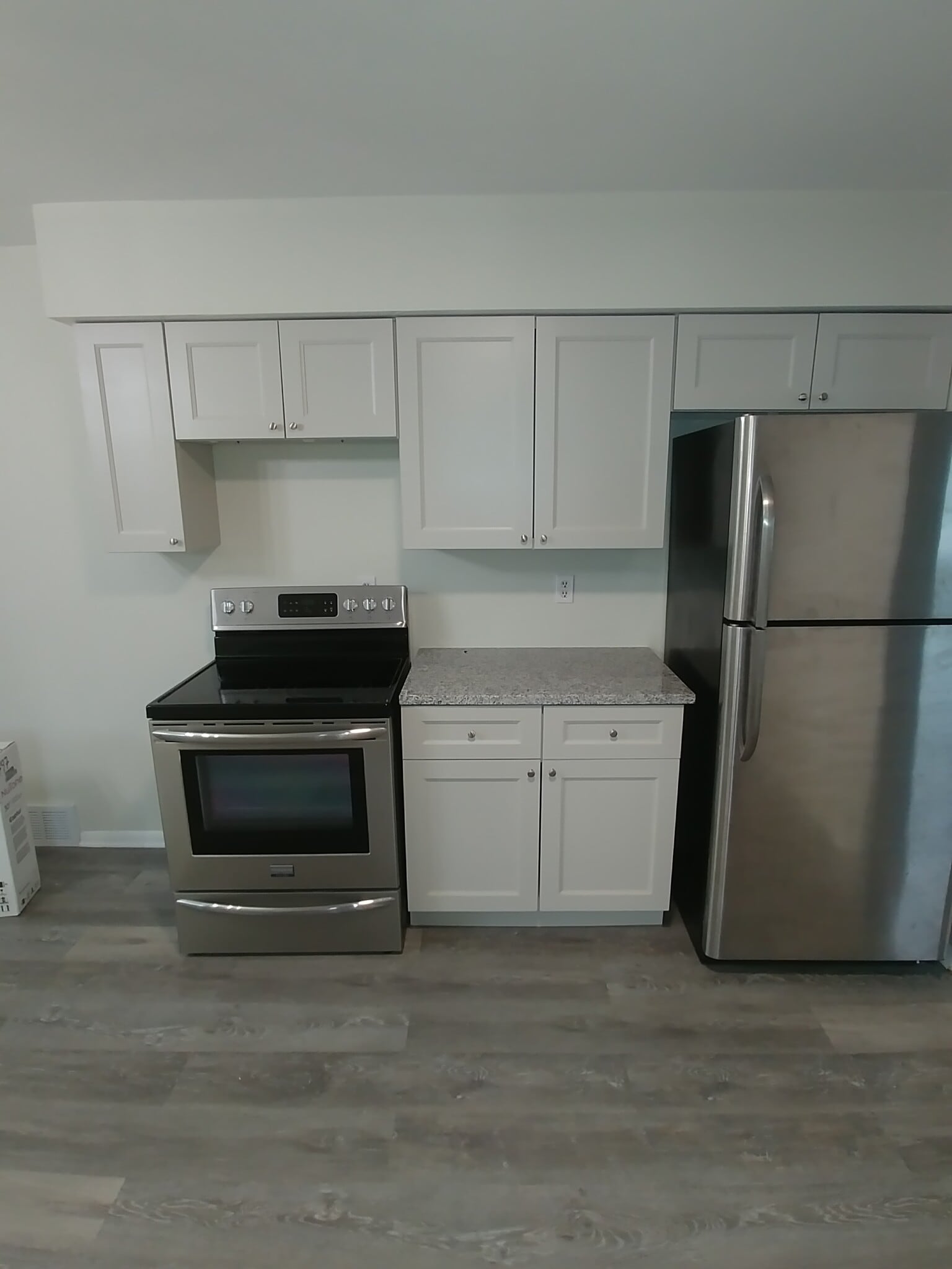 Kichten - 1230 Hewitt Ave