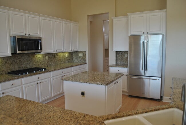 Building Photo - Gorgeous Upgraded Sun City Lincoln Hills Home