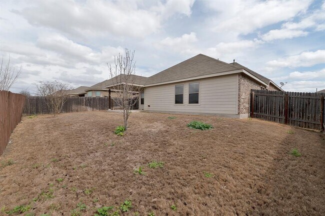 Building Photo - 753 Hot Spring Valley