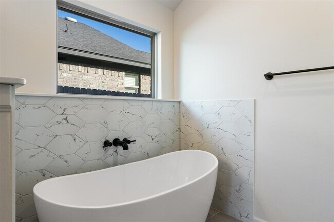 Building Photo - 13325 SW 8th St