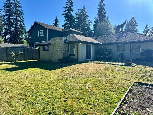 Building Photo - 21901 54th Ave W