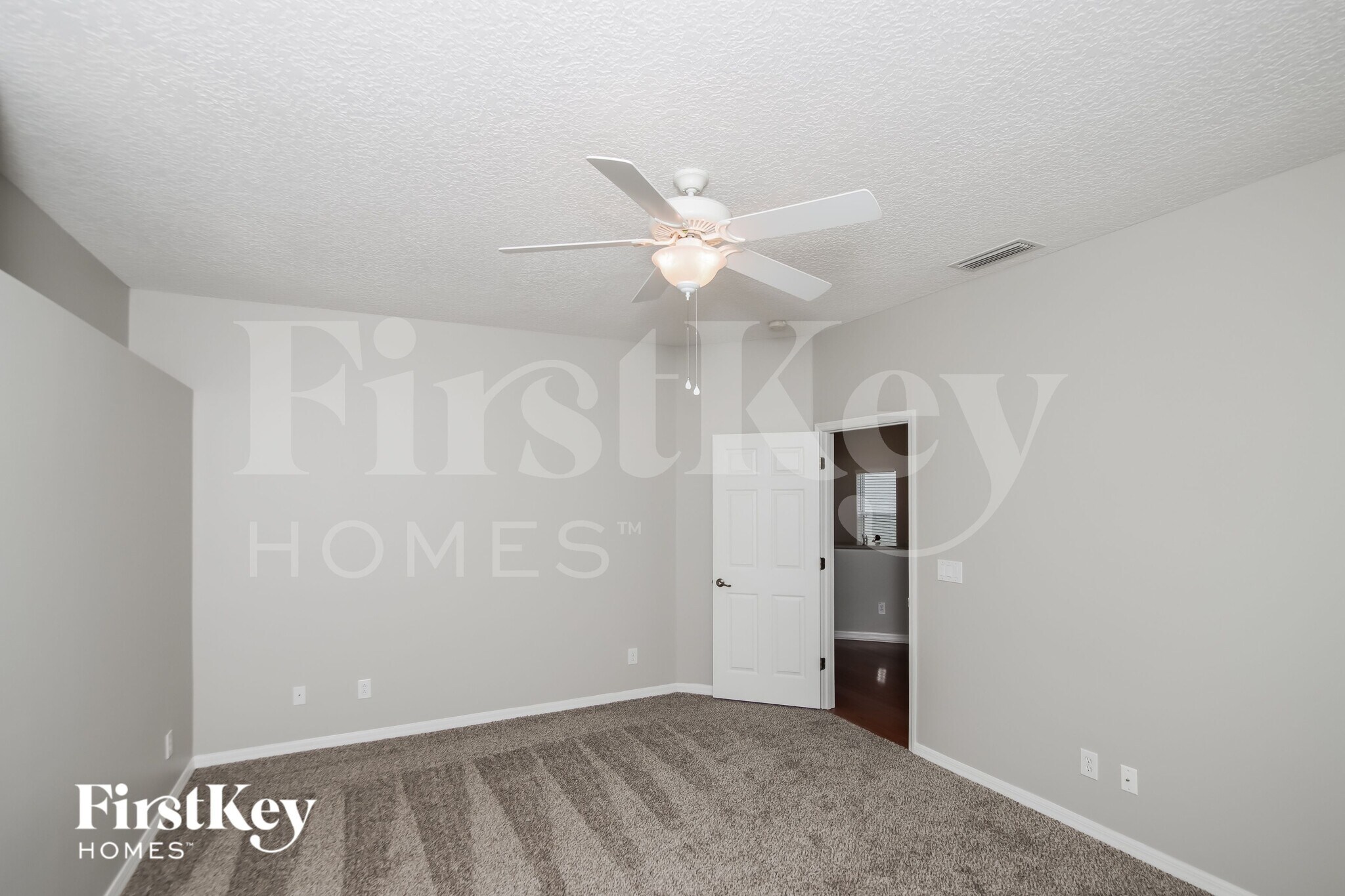 Building Photo - 2298 Maeve Cir