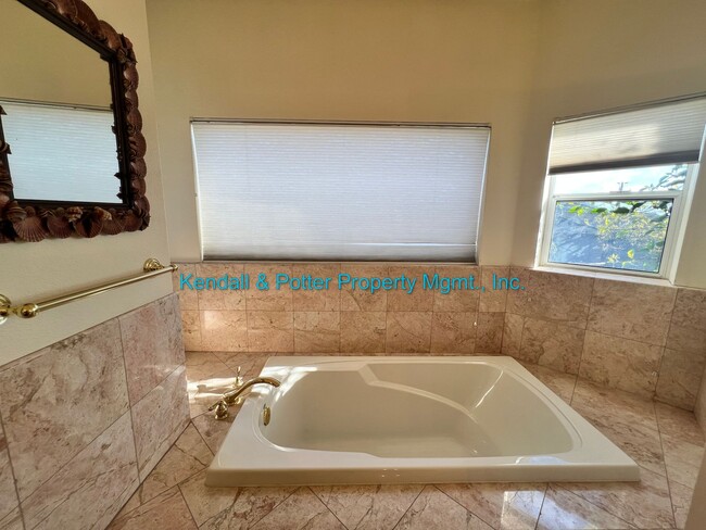 Building Photo - Ocean Views in Seacliff – Furnished 4BR/3B...