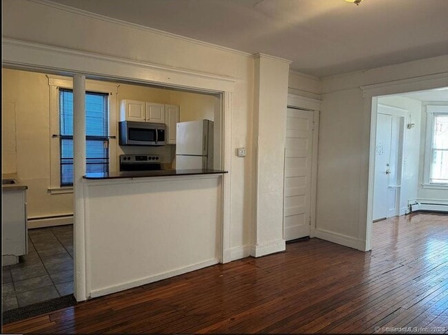 Building Photo - 535 Quinnipiac Ave