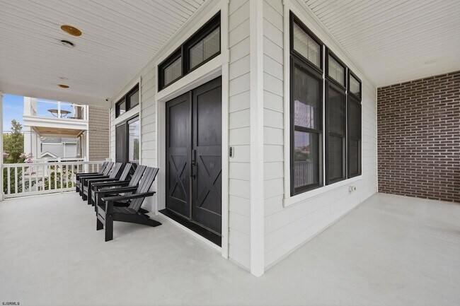 Building Photo - 1A N Haverford Ave