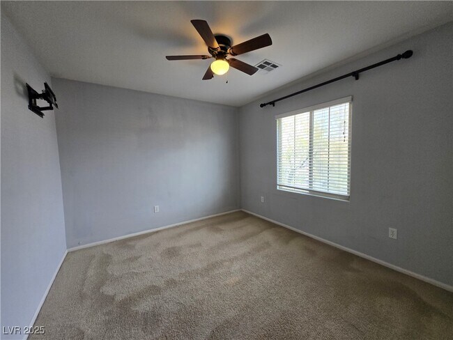 Building Photo - 10601 Cave Ridge St