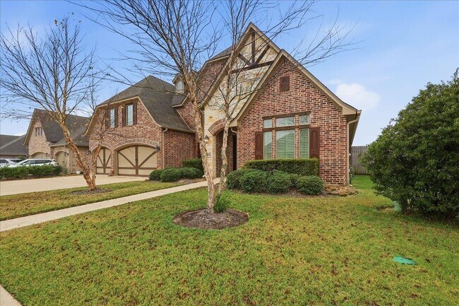 Building Photo - 302 Spring Brook Ct