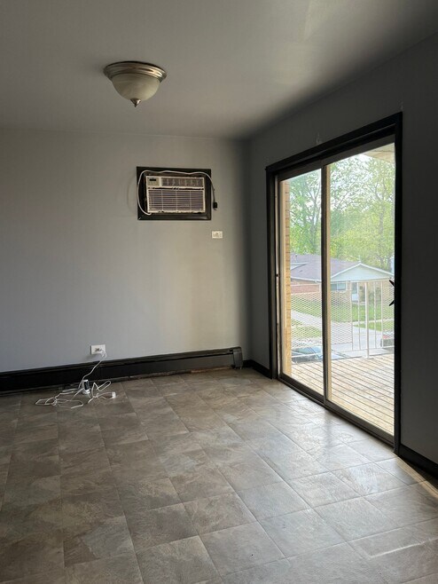 Building Photo - 14547 Keystone Ave