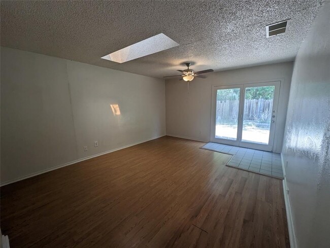 Building Photo - 4612 Borage Dr