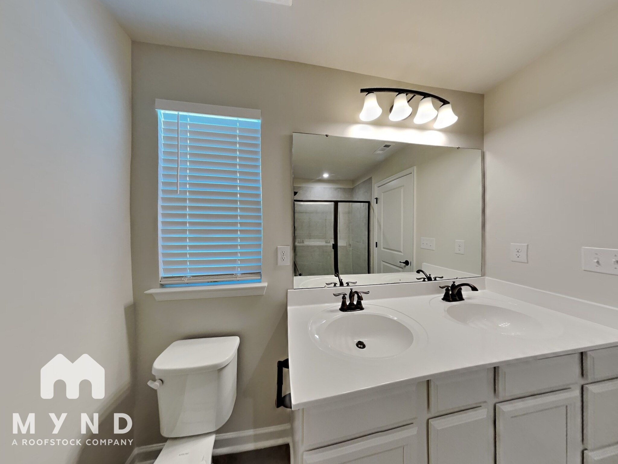 Building Photo - 804 Twin Falls Dr