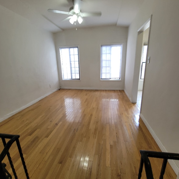 Building Photo - 4528 Edgewood Pl