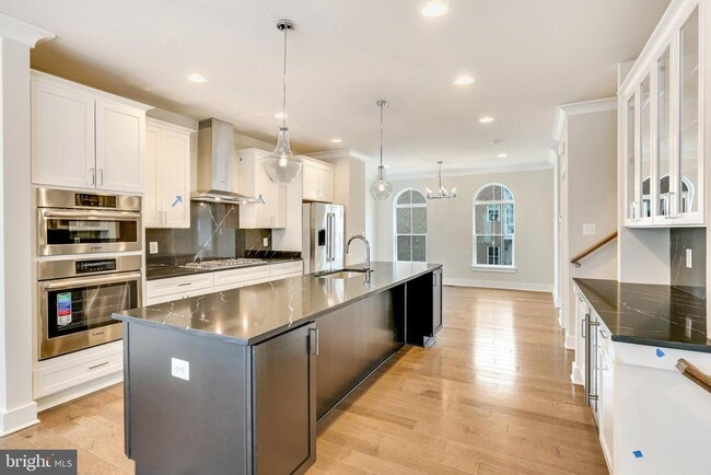 Building Photo - 14813 Retreat Blvd
