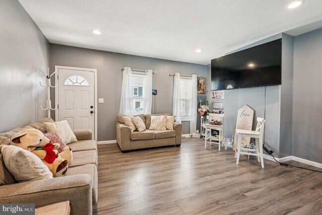 Building Photo - 161 Rancocas Rd