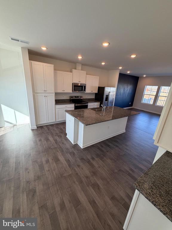 Building Photo - 2609 Grey Wolf Ln