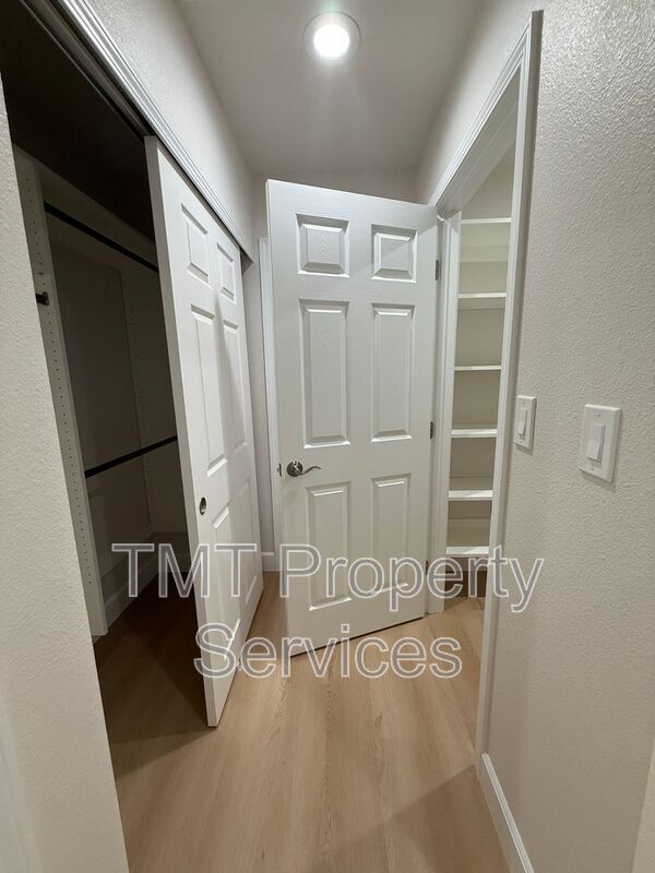 Building Photo - 1219 Jackie Ln