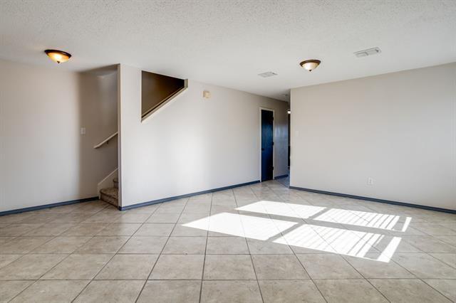 Building Photo - 600 Claiborn Ln