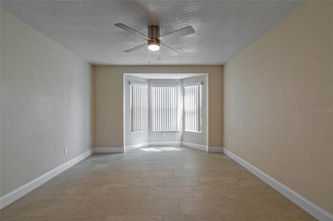 Building Photo - 166 Alameda Dr