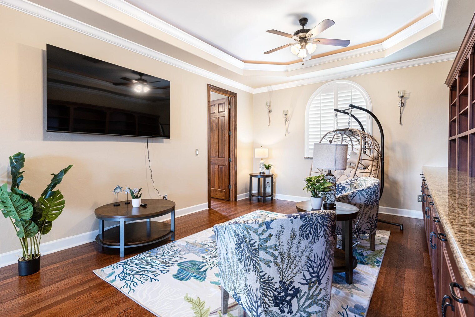 Building Photo - 842 Miramar Ct