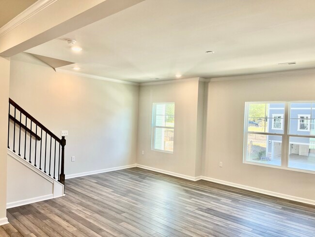 Building Photo - 1009 Belloak Wy