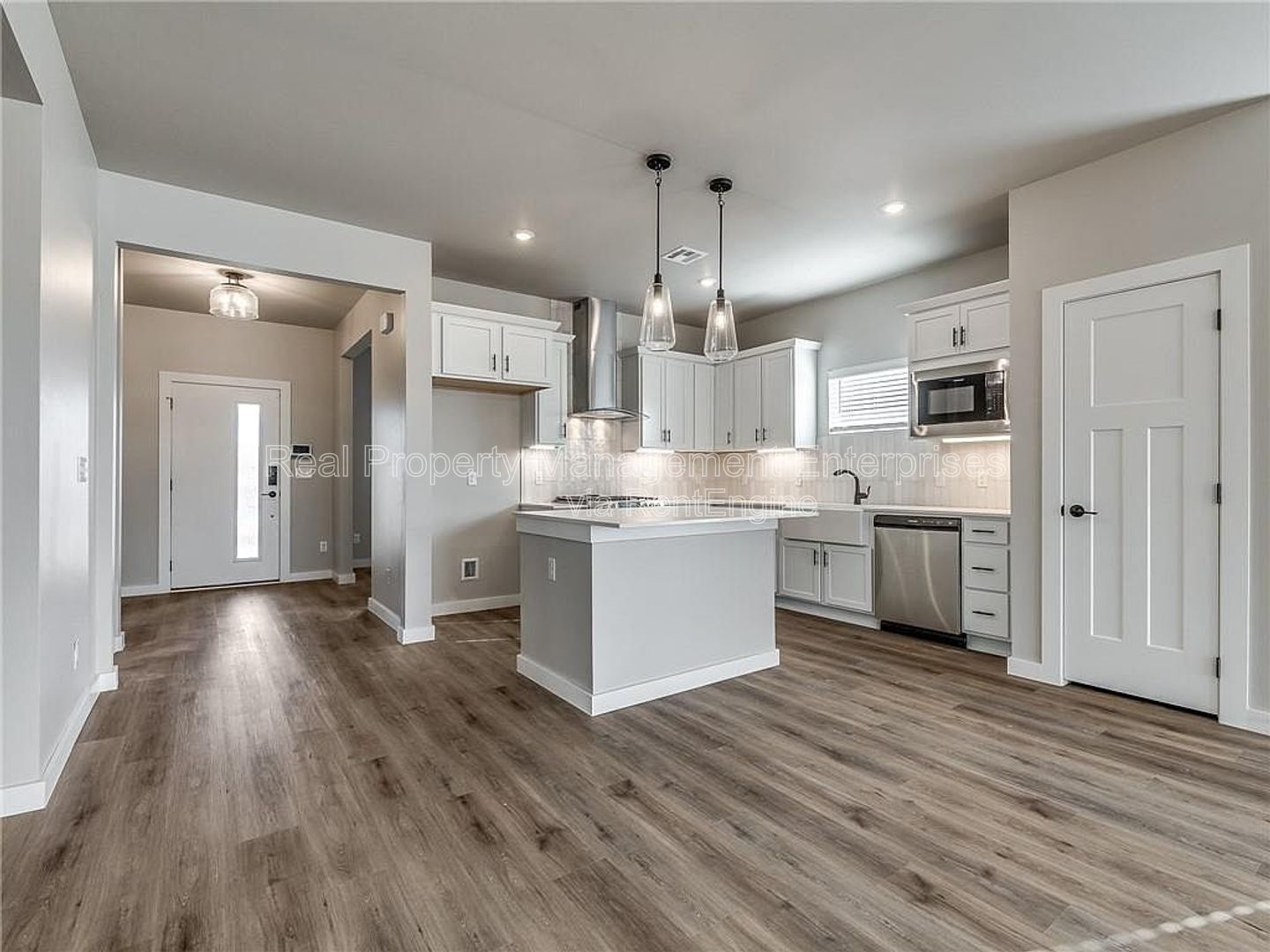 Building Photo - 8104 NW 151st Cir