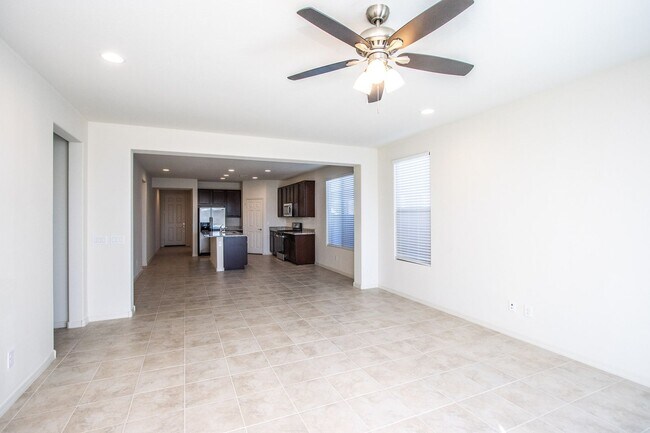 Building Photo - COMING SOON !! Mountainside Living at Canyon Views! 4 bedroom 2 bathroom!