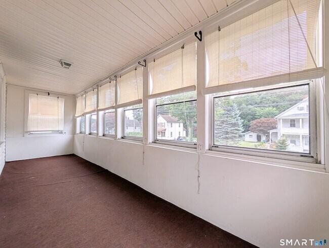 Building Photo - 226 Brightwood Ave