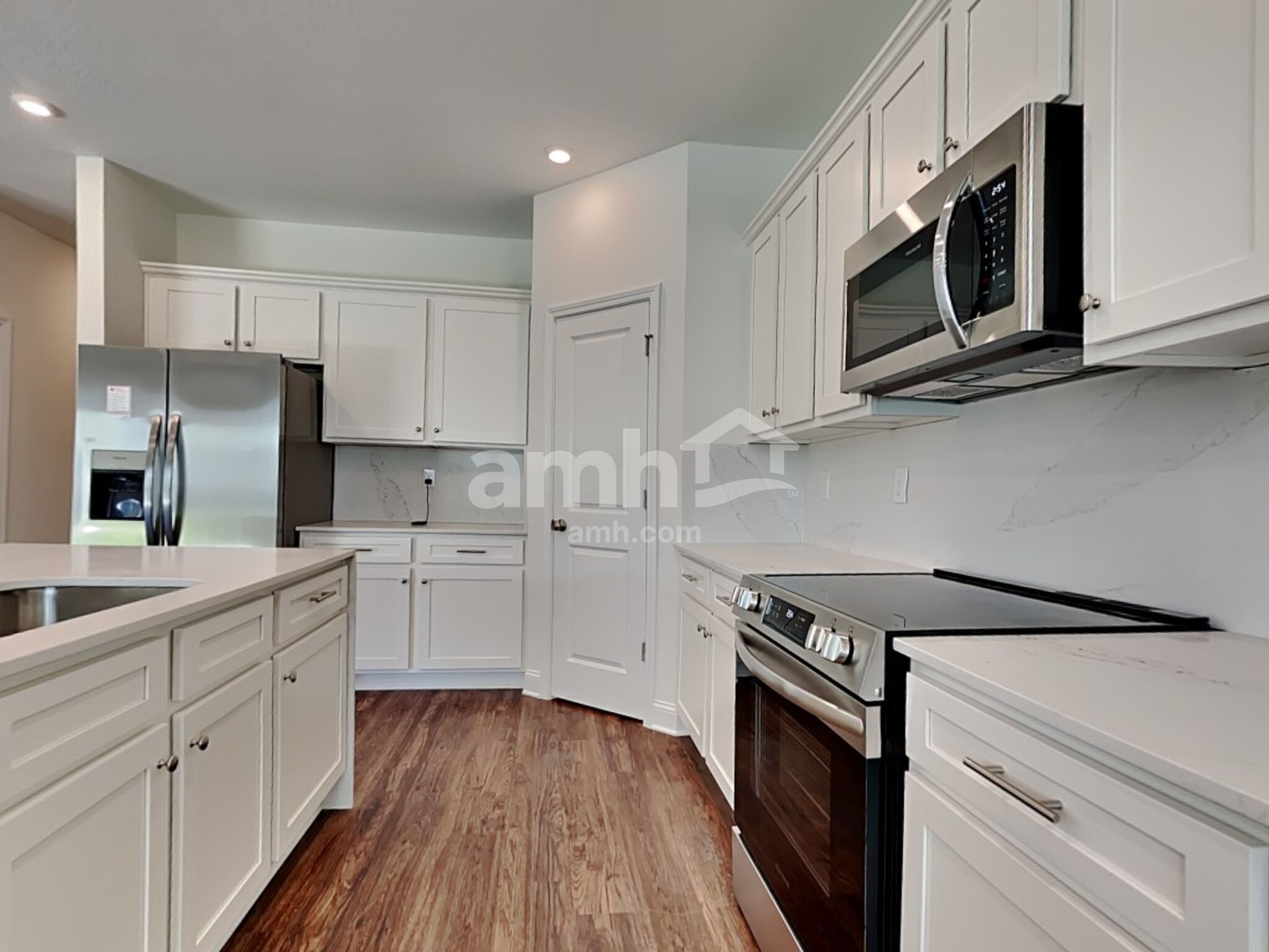 Building Photo - 340 Onate Cir